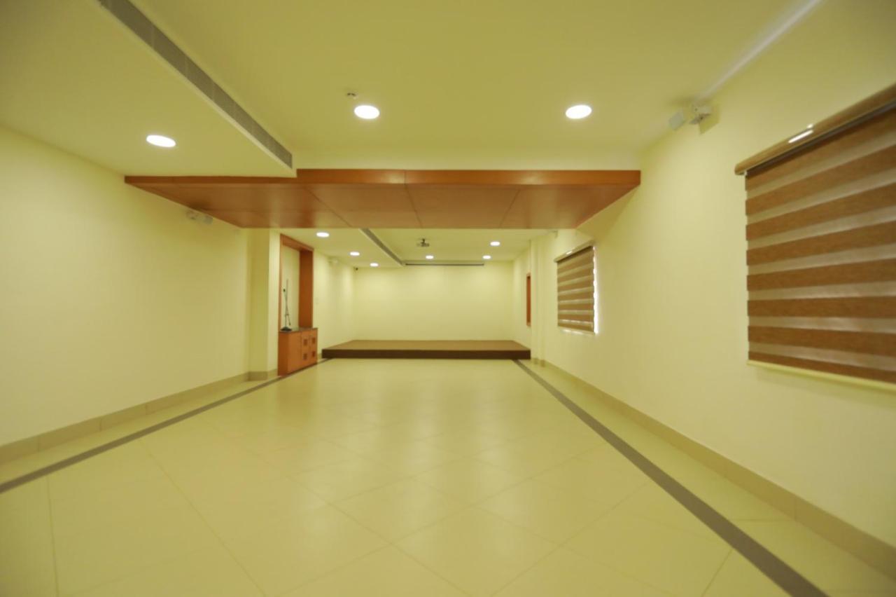 Hotel Ashok Palace Karūr エクステリア 写真